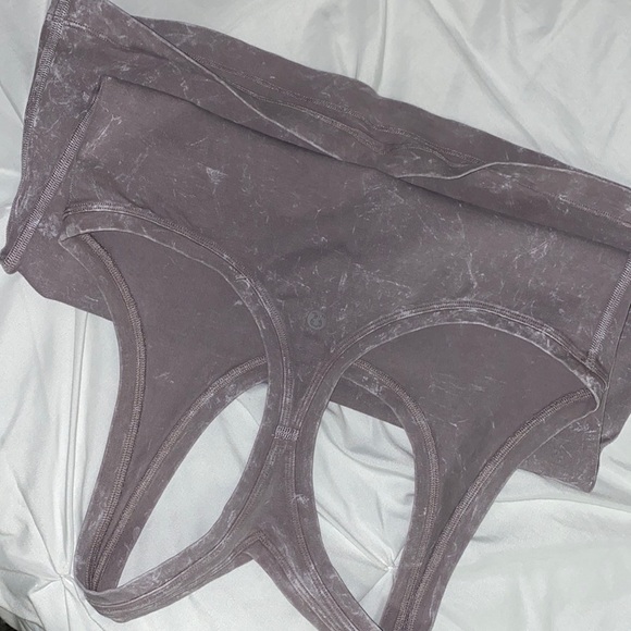 lulu lemon tank top - Picture 2 of 3